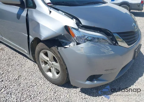 2013 Toyota Sienna Le V6 8 Passenger from USA, damaged, VIN 5TDKK3DC0DS299632